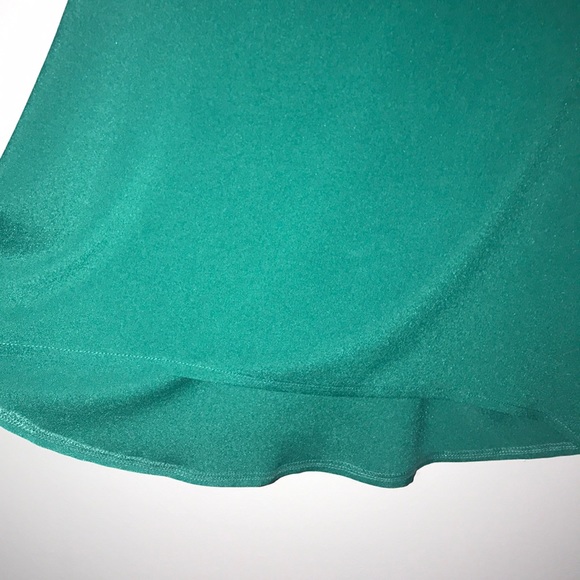 Beautiful Top - Picture 2 of 4